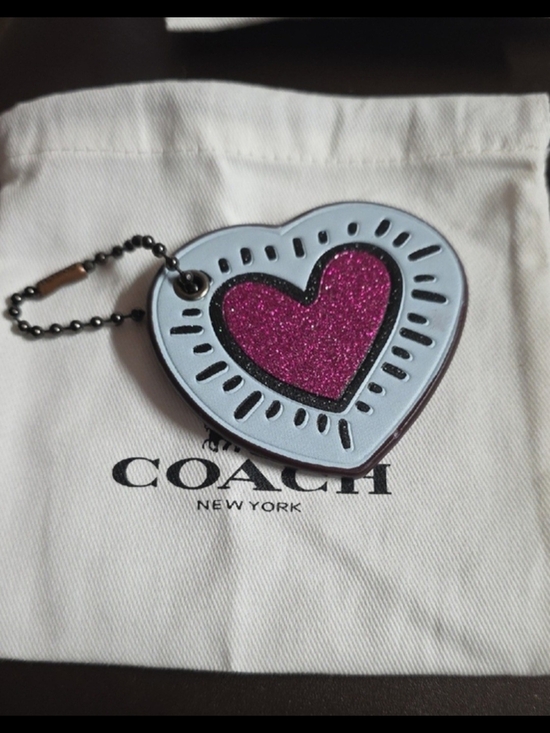 Coach Accessories - Coach × Keith Haring Collab Glitter Heart KeyChain/HangTag